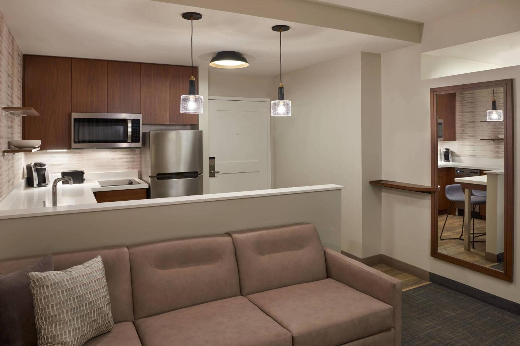 Residence Inn By Marriott Toronto Mississauga Southwest Exterior photo